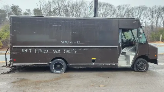 Picture of 2009-freightliner-mt55-chassis-truck-delivery